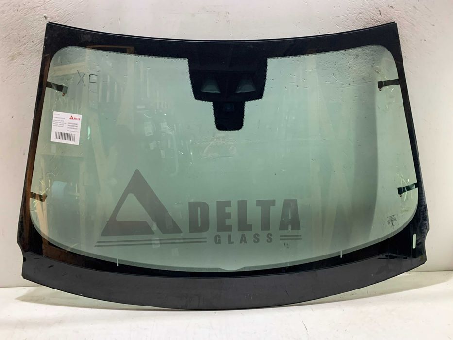 Jaguar XF (2015-) -  вітрове скло б/у оригінал
