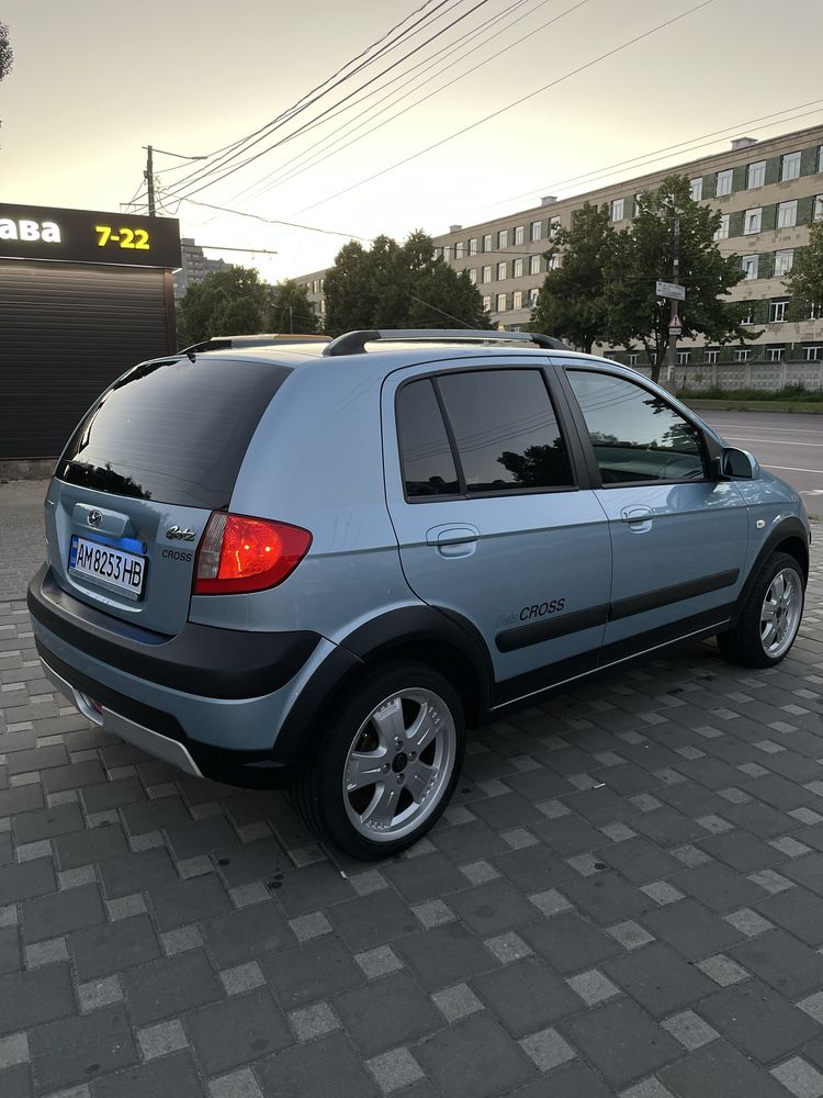 Авто Hyundai Gets Cross 2006