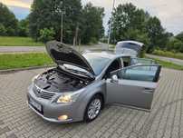 Toyota Avensis 1,6 Benzyna z nowym gazem oryginalny przebieg 207 tyś km .