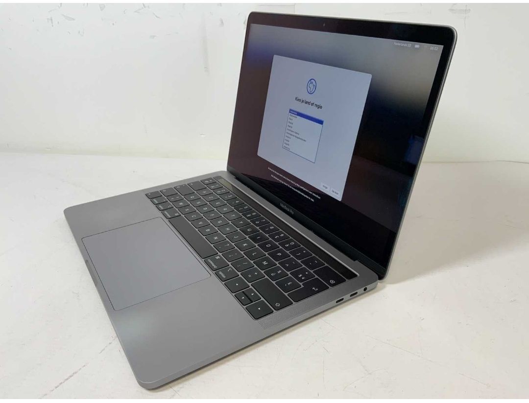 MacBook Pro 13" I7 16Gb 256 SSD Defeito Touchbar