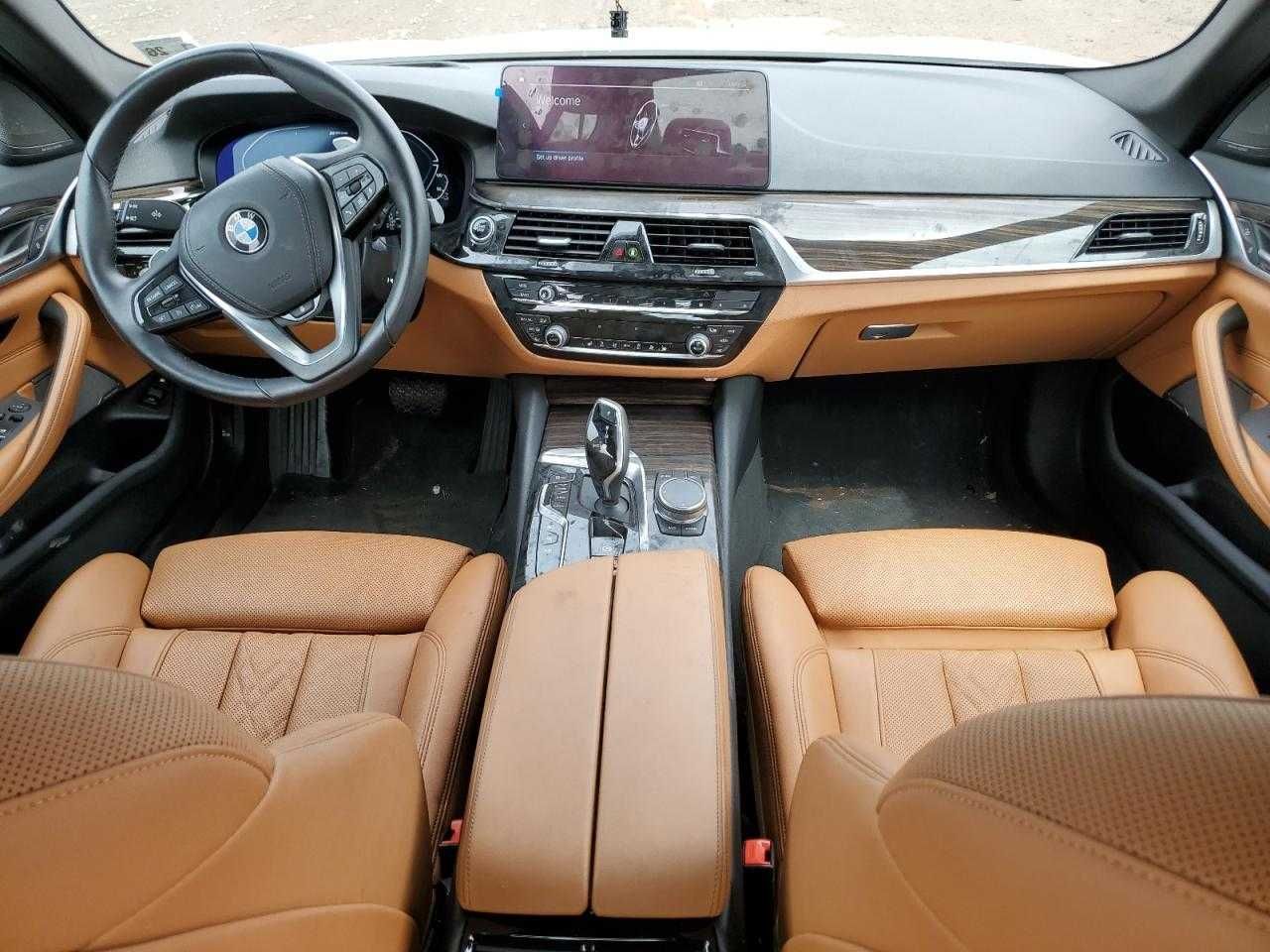 2021 BMW 530XE Вигода