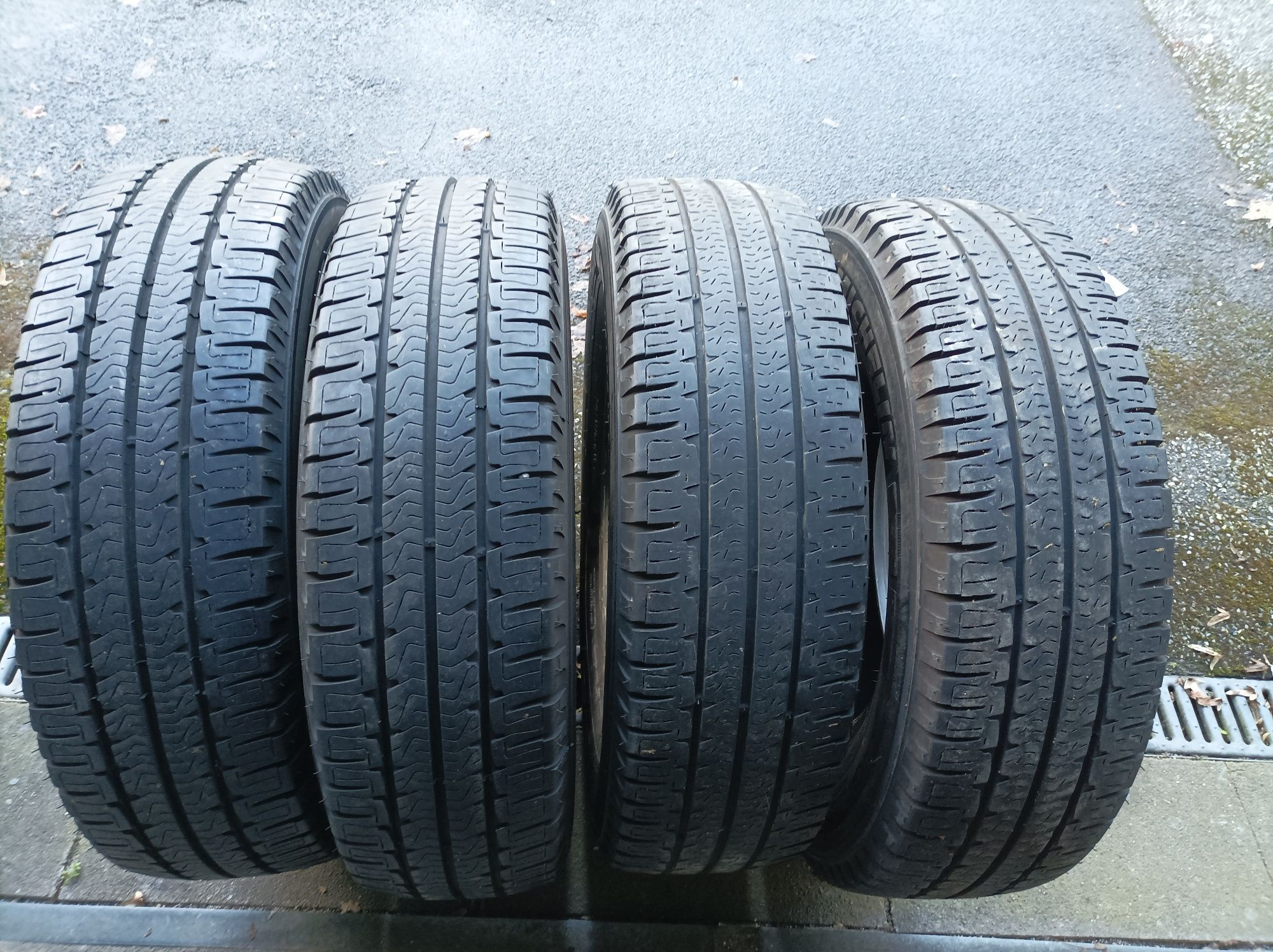 4x  225 75 R16CP Michelin DOT 4122