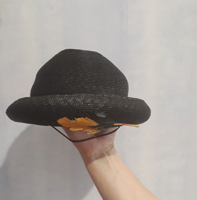Солнцезащитная шляпа
