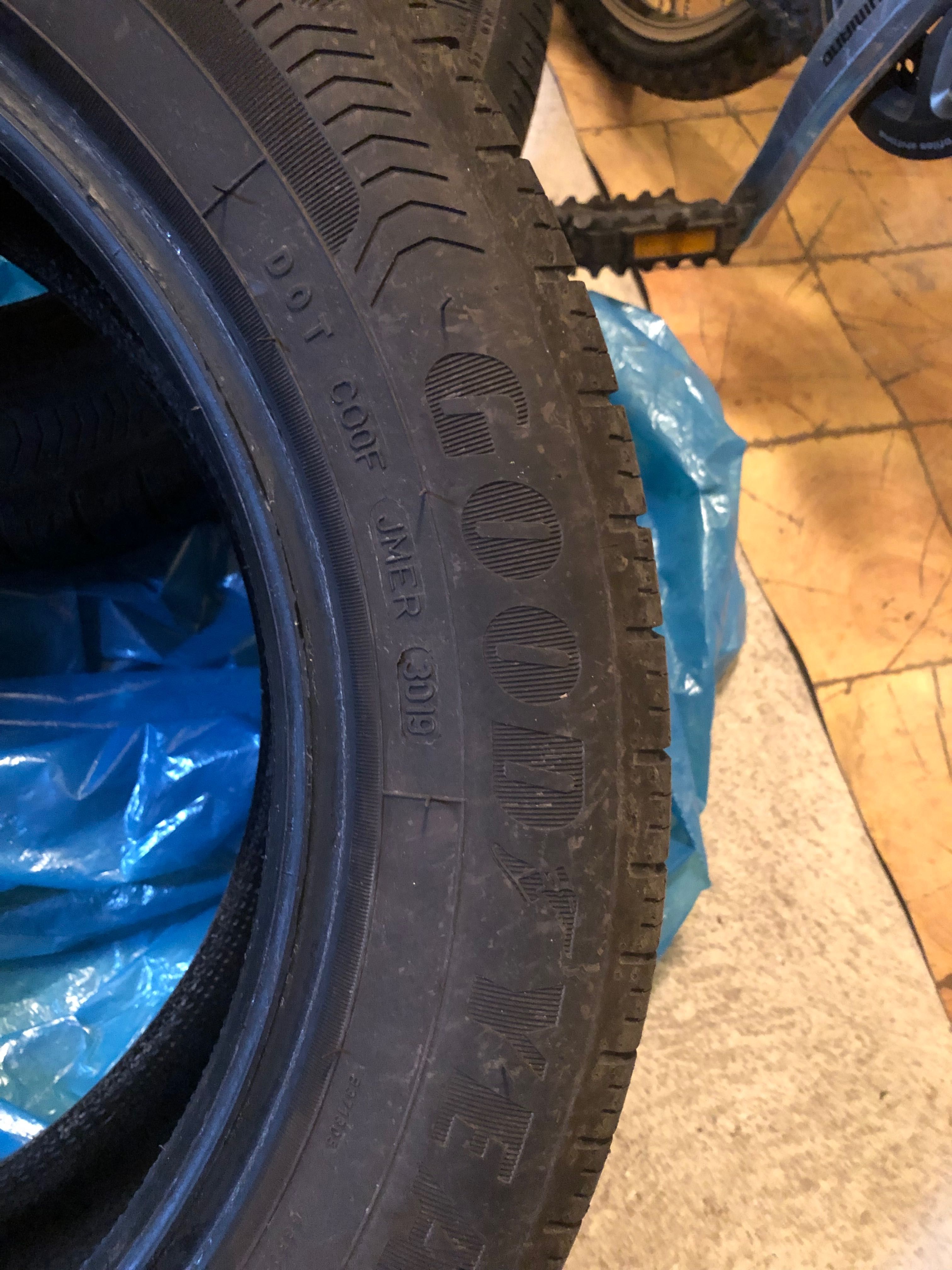 Opony Goodyear Efficient Grip 205/55R16