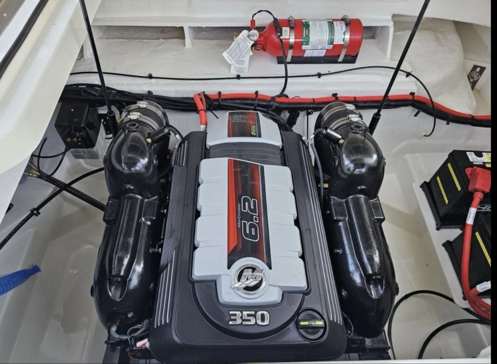 Łódź motorowa Sea Ray 250 SLX 350ps DTS 15 h!!!