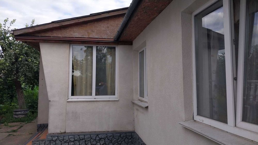 Продається будинок м . Дунаївці будинок + літня кухня.