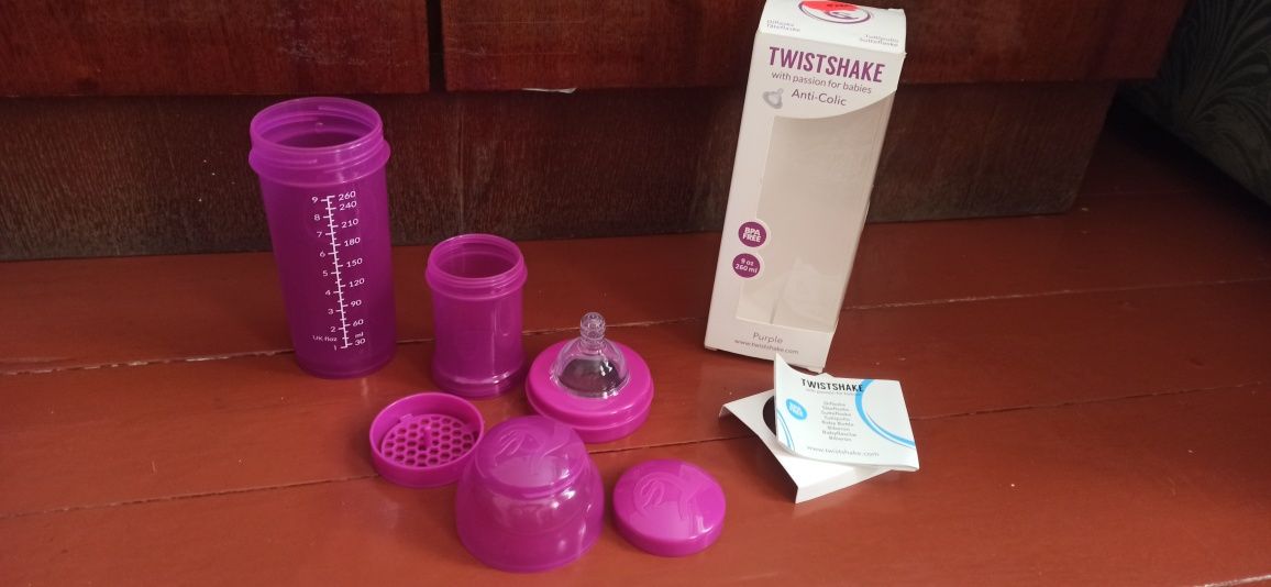 Продам поильник, бутылку, для води, соков, молока или детского питания