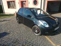Toyota Yaris Sprzedam piękną toyotę Yaris 1,3 benzyna