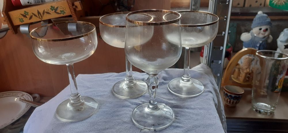 Kieliszki Stare szkło