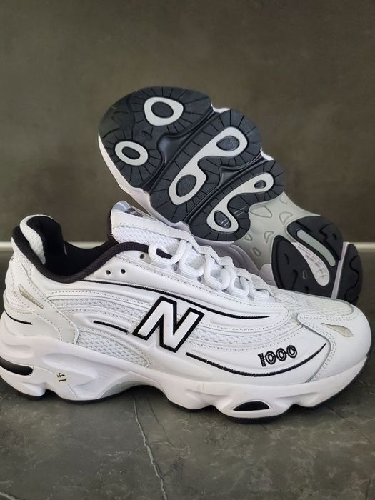 New Balance 1000 Чоловічі білі кросівки

      New Balance 100