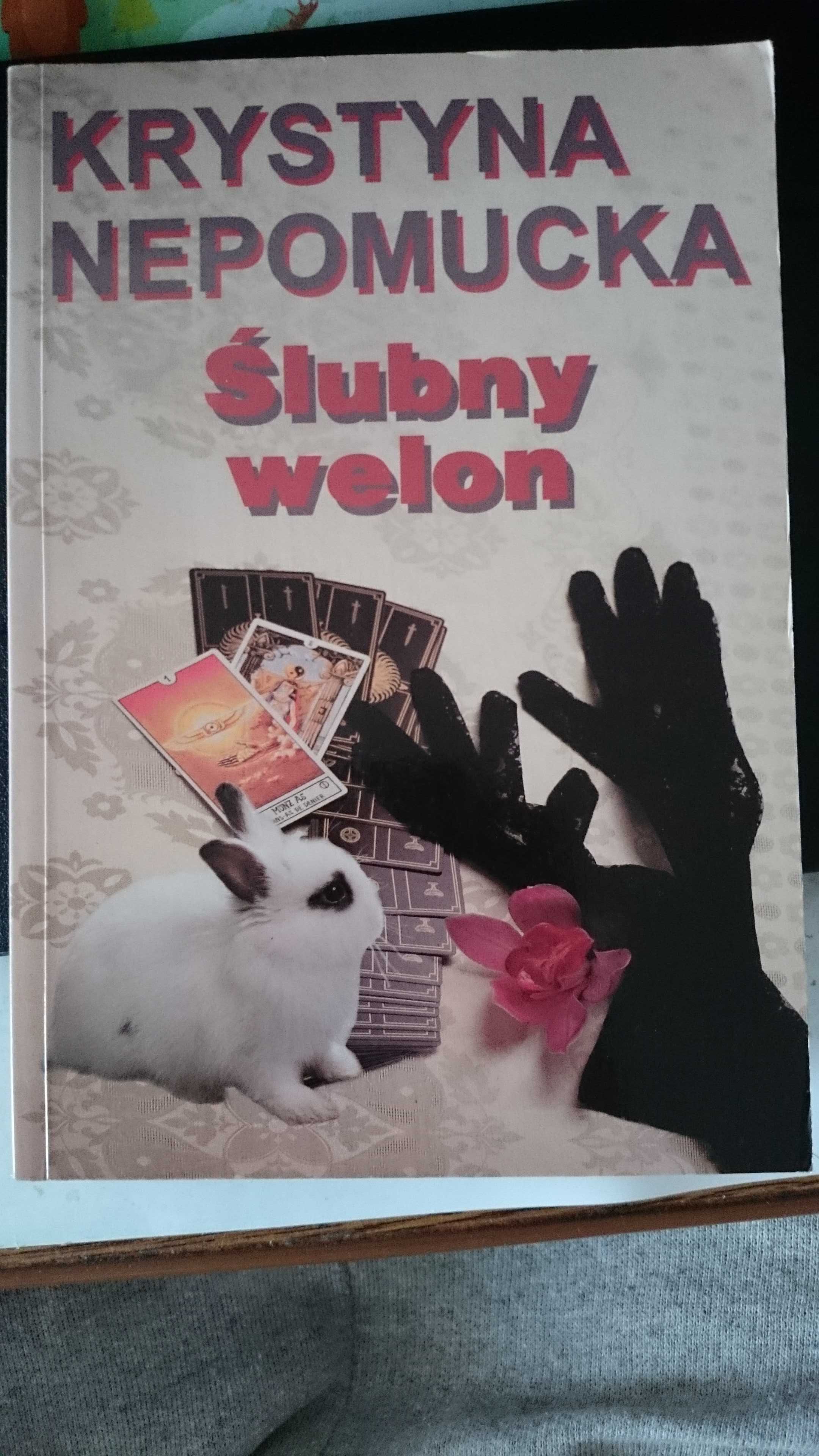 Książka Ślubny  Welon