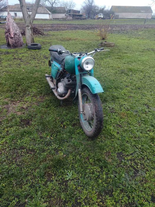 Продается мотоцикол по техпаспорту юпитер 2