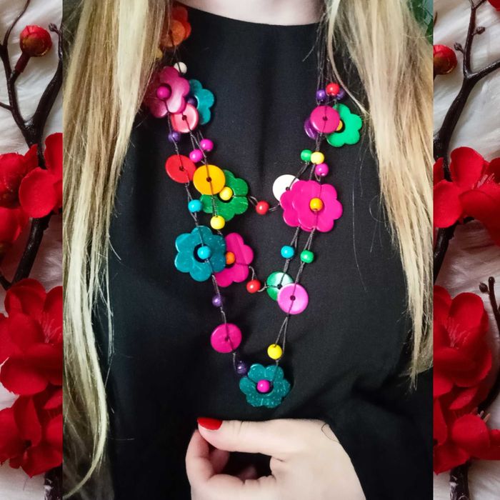 Wielobarwny naszyjnik damski. Produkt nowy