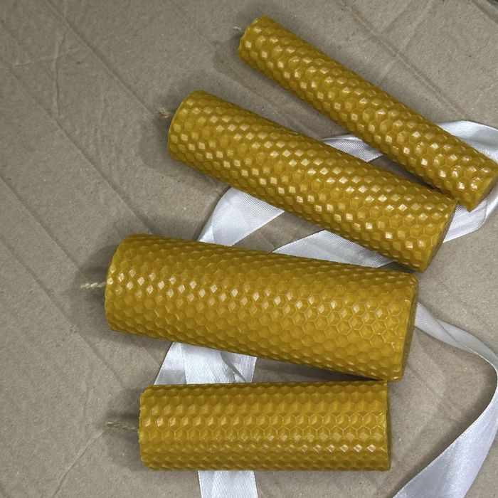 Свічки з натуральної вощини – ручна робота, аромат меду