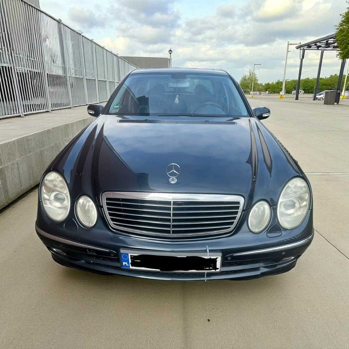 Mercedes-Benz  Daimlerchrysler E320 niebieski skóra 2002r