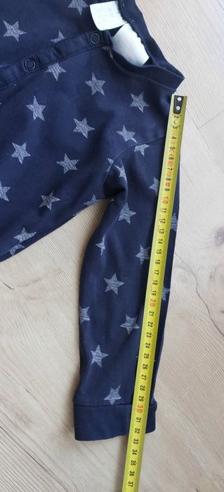 Pajac h&m 92 hm kombinezon do spania gwiazdki