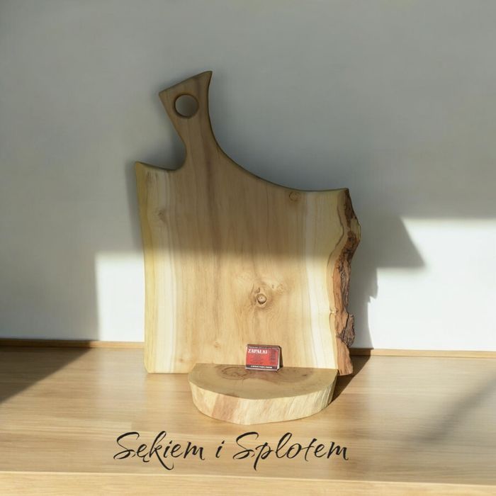 Deska do serwowania z podstawką