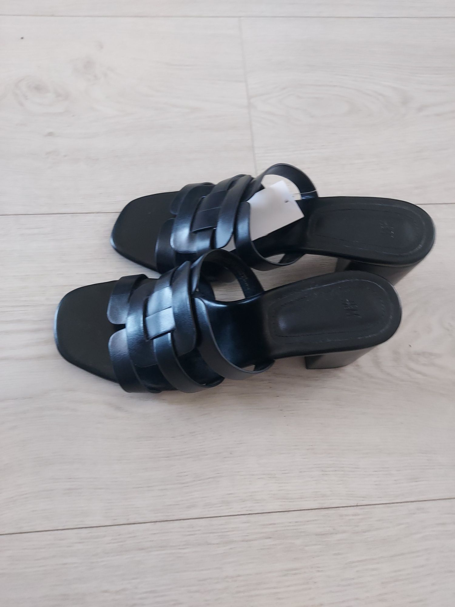 Sandały klapki h&m nowe 39