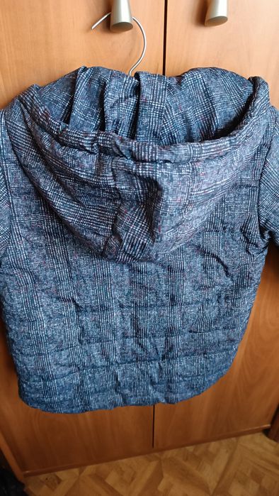 Зимова дитяча куртка. Розмір 104