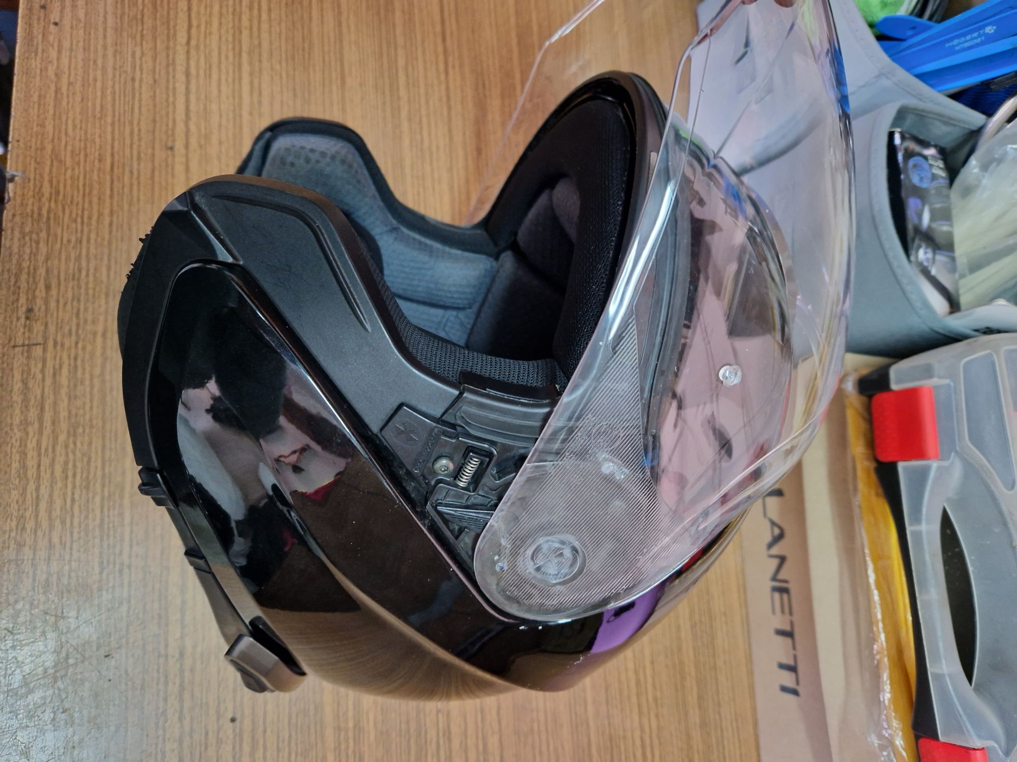 sprzedam kask do motoru