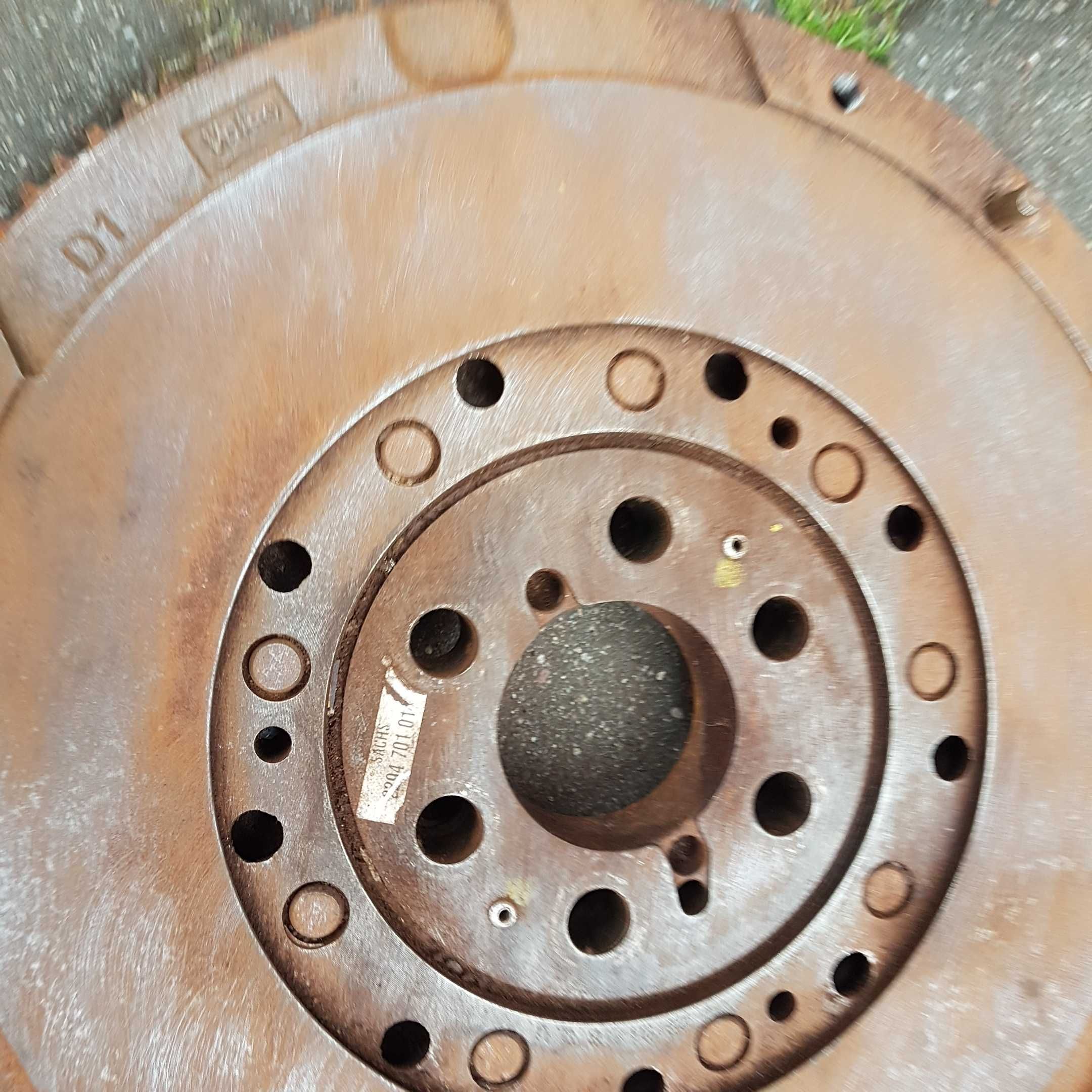 koło zamachowe dwumas 147 156 bravo II stilo grande evo 159 doblo 1.9