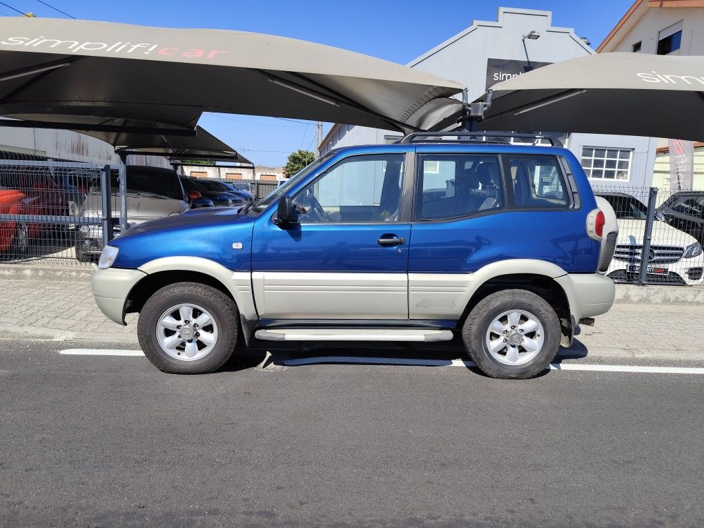 Nissan Terrano 2.7tdi Automático