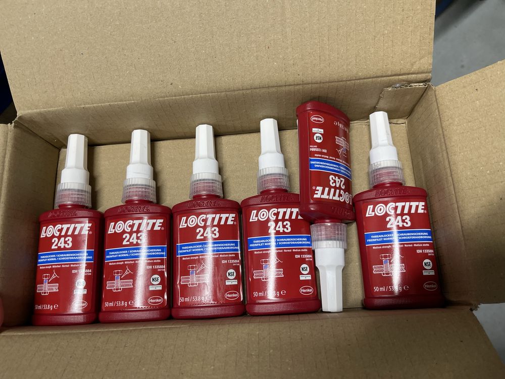 Klej loctite 243 6 sztuk