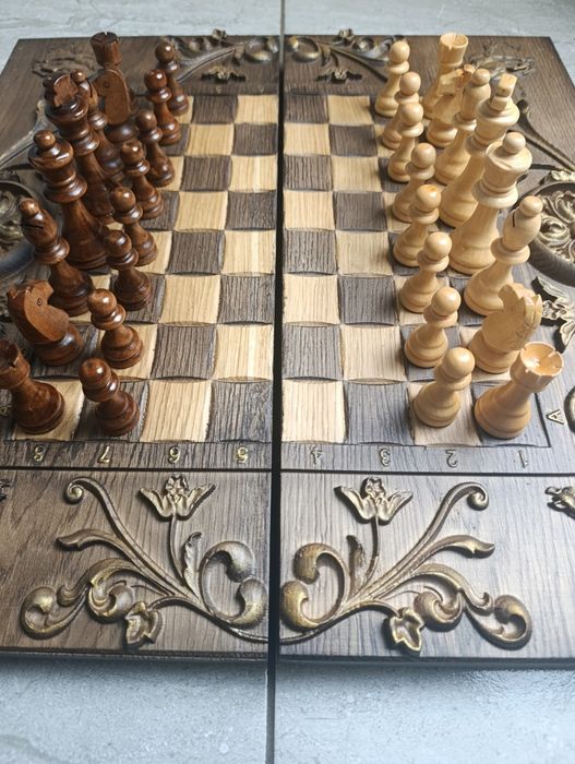 Нові шахмати+нарди з натурального дуба 480х500мм