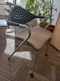 krzesło konferencyjne na nogach Sitag