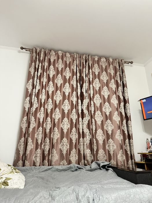 Терміново продам ! Штори на вікно( королівські