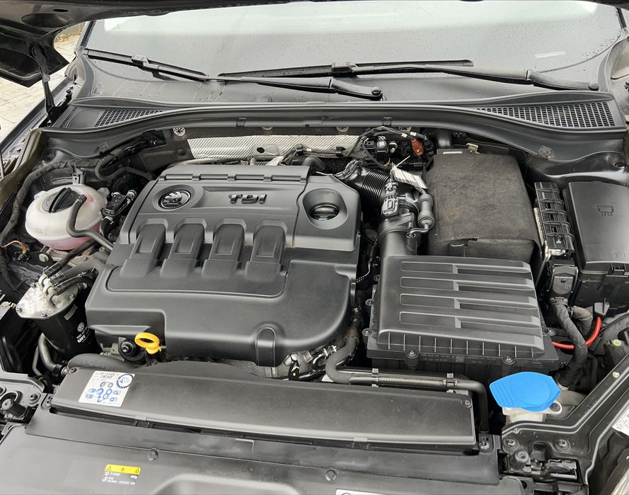 Шкода супер Б 2016р Skoda superb