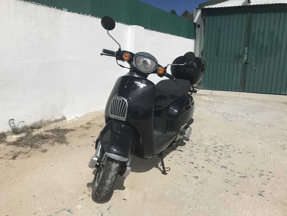 Mota Daelim Besbi 125cc