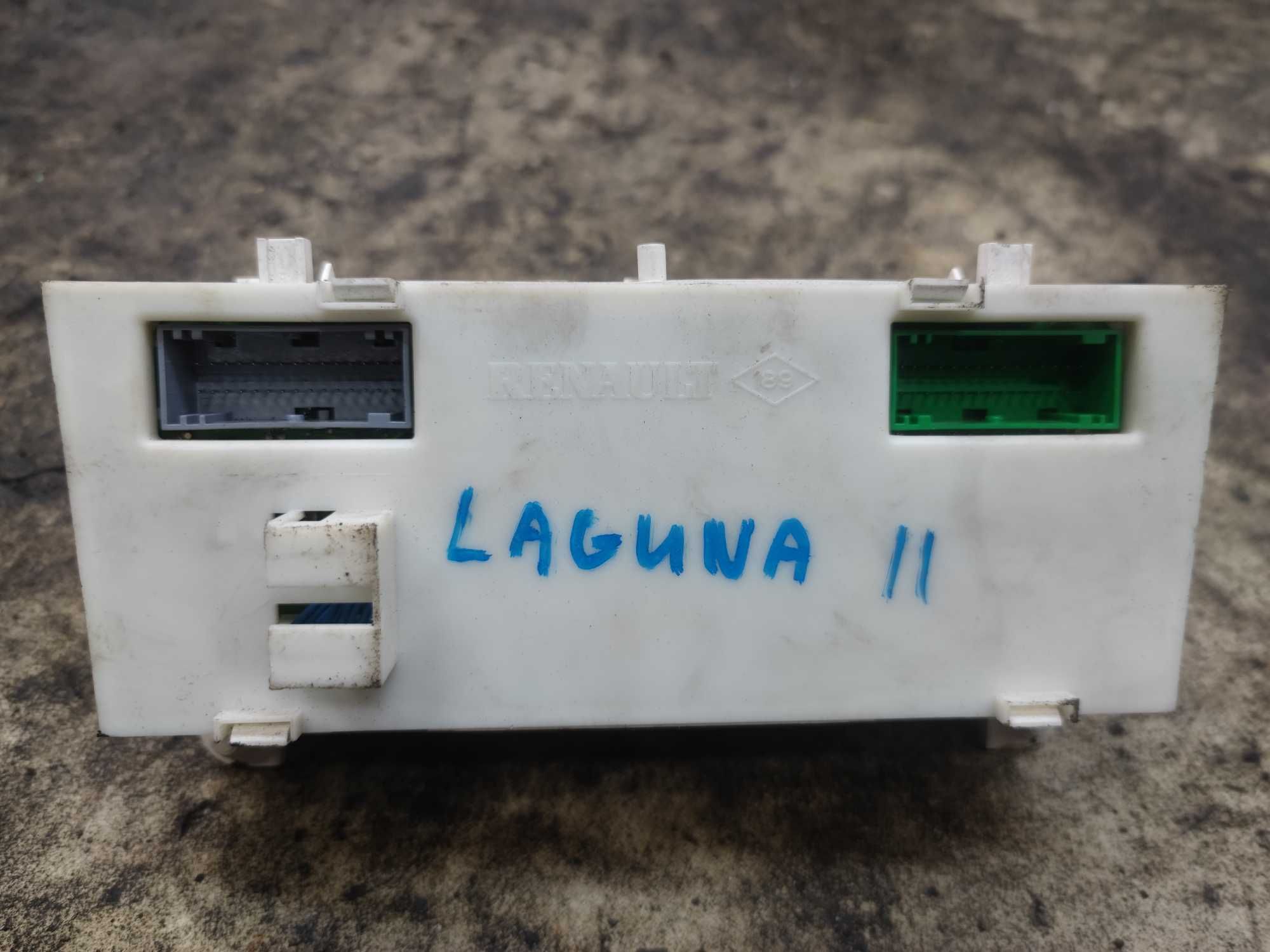 Renault Laguna II 2 Panel Nawiewu Klimatyzacji