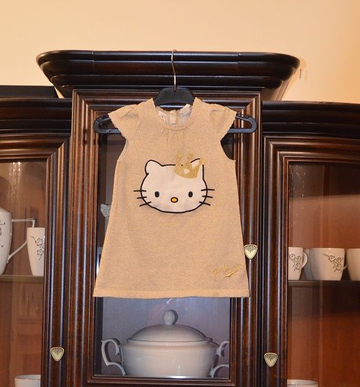 piękna SUKIENKA HELLO KITTY m-ki H&M r. 74, 6-9m stan idealny!!!
