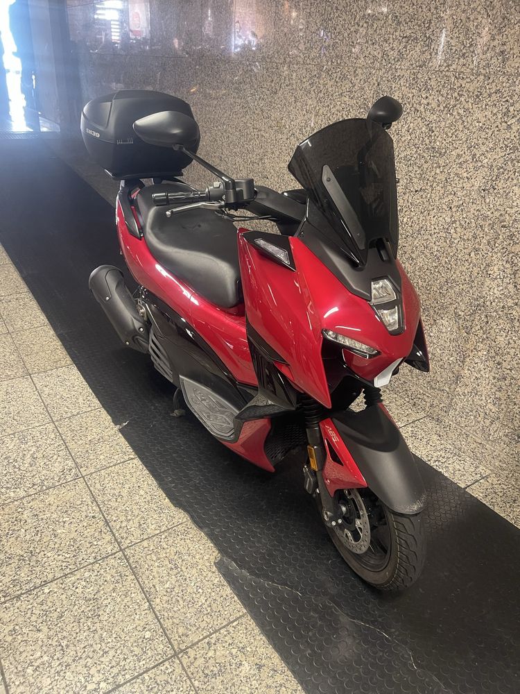 Scooter ZONTES 125 M - S/NOVA 5000 Kms