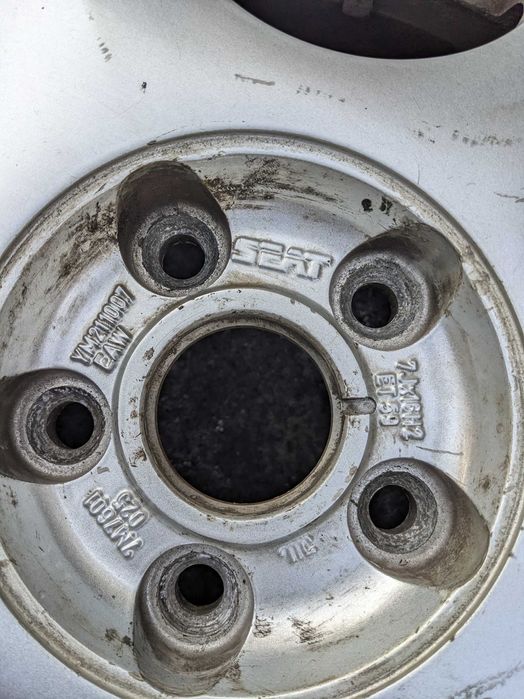 Felgi Aluminiowe Alu Alufelgi Alysy 5x112 16' 6J ET 59 SEAT