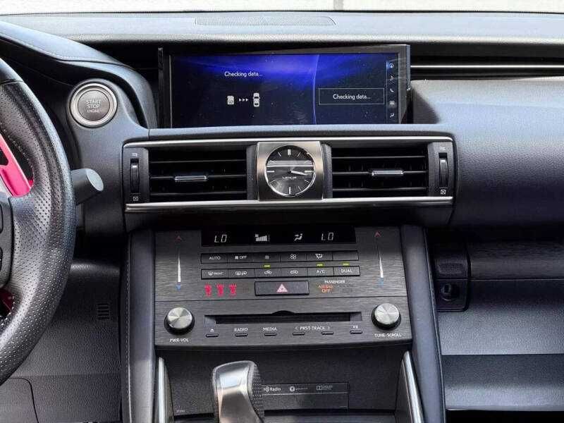 2020 Lexus IS 300
