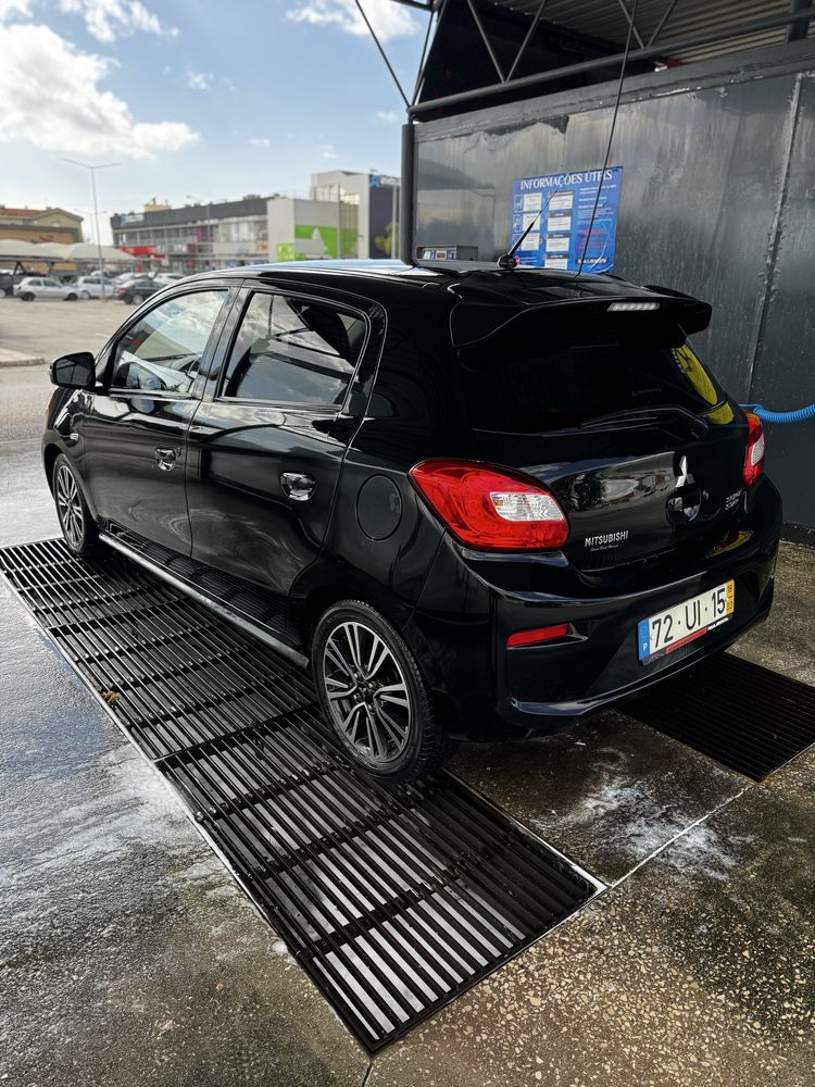 Mitsubishi Space Star 1.2 Intense Connect Edition