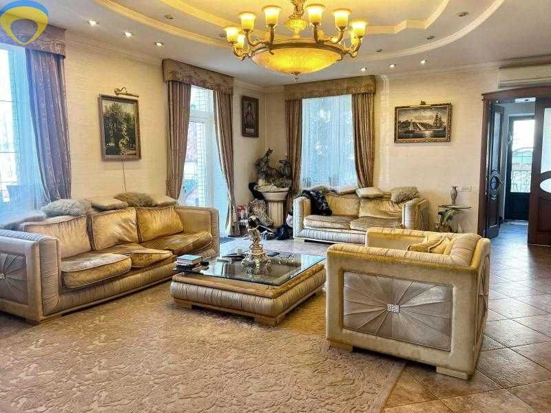 Просторный дом для Вашей семьи в Одессе - СРОЧНО