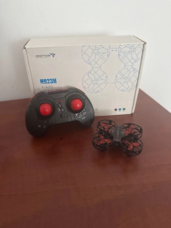 Dron Snaptain H823H MINI