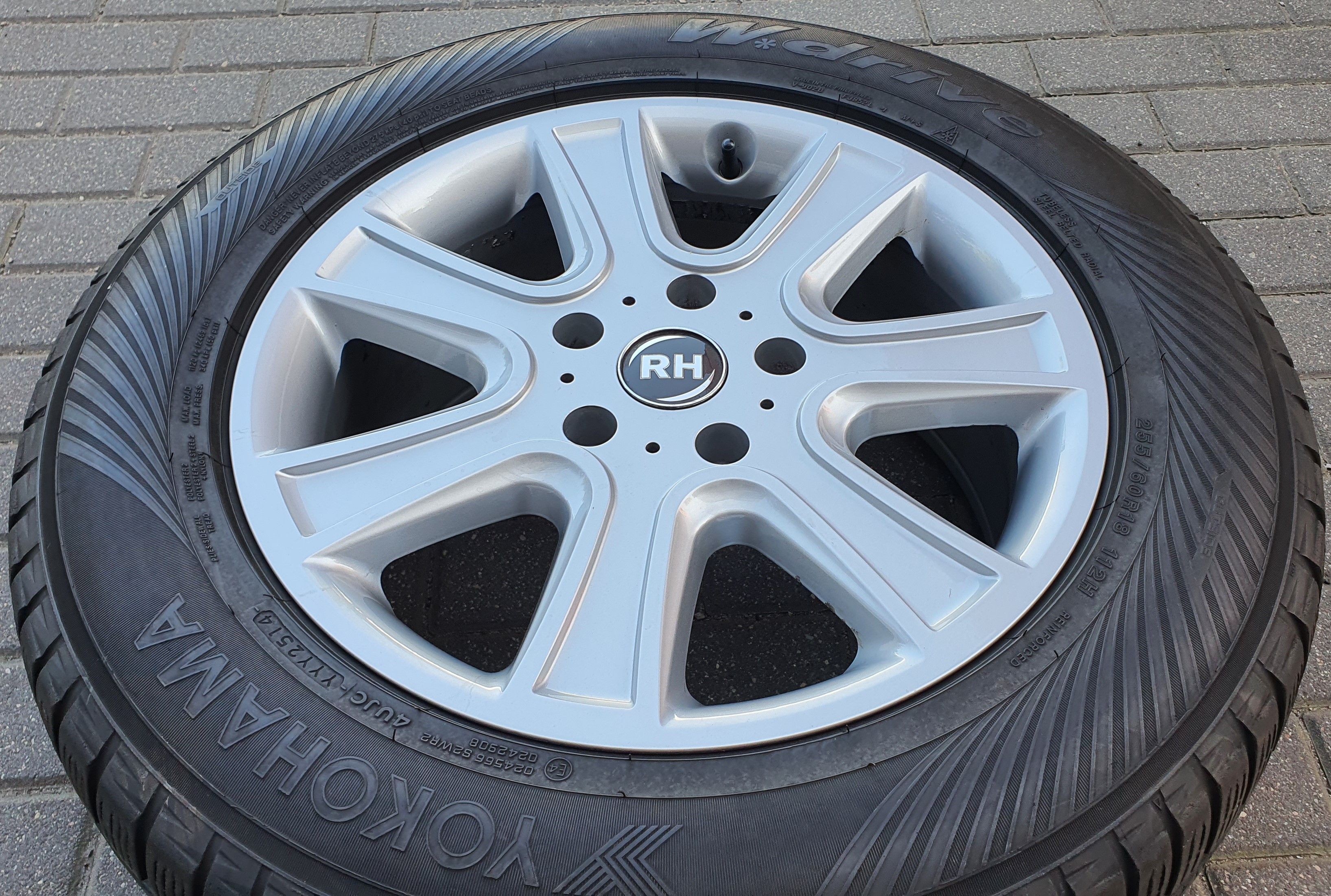 4x Felgi aluminiowe RH 8.5 x 18 5x130 ET50 Porsche Cayenne VW Touare