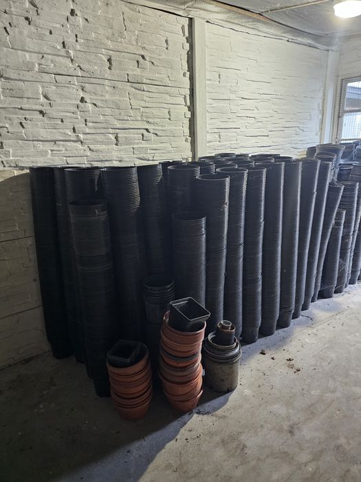 Doniczki produkcyjne kilka tysiecy sztuk,wielkości 3L 2L 1,5