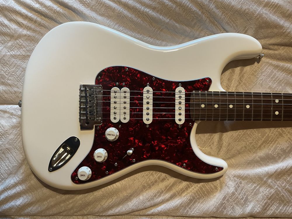 Fender Player Series Stratocaster HSS