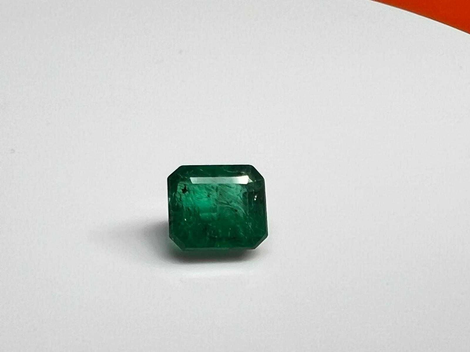 Naturalny Szmaragd Kamień szlachetny  6.35 ct z certyfikatem OKAZJA!