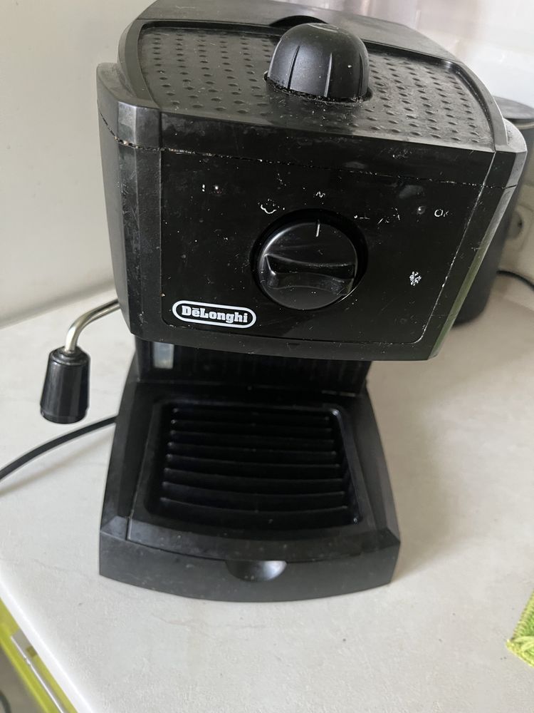 Кавоварка DeLonghi