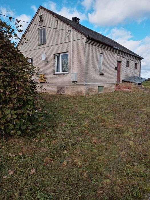 Dom z potencjałem do remontu + budynek gospodarczy