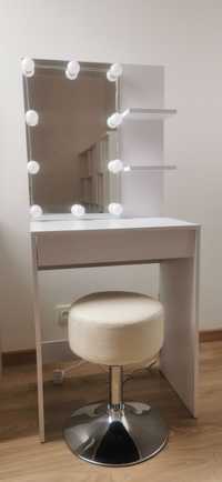 Toaletka biała Isabelle z taboretem, podświetlane lustro