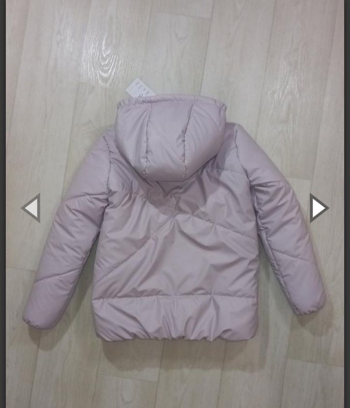 Весняна дитяча курточка для дівчинки 152