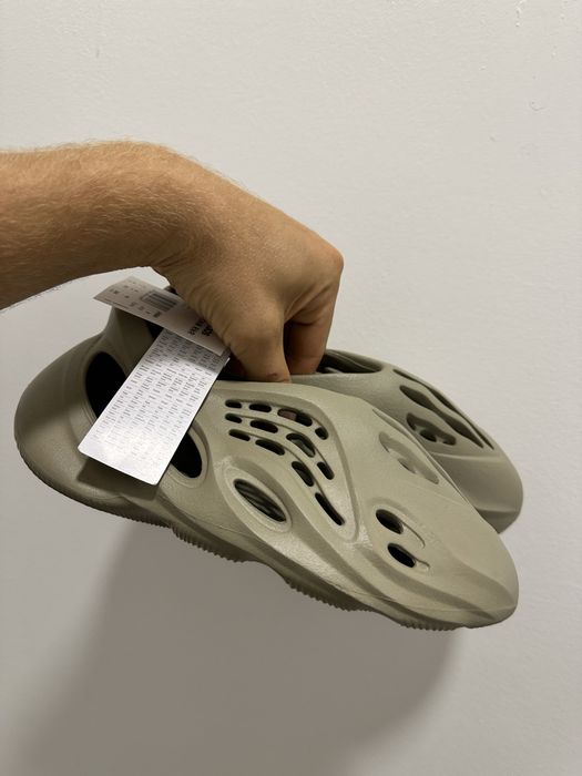 Adidas klapki yeezy foam runner salt stone rozmiar 43