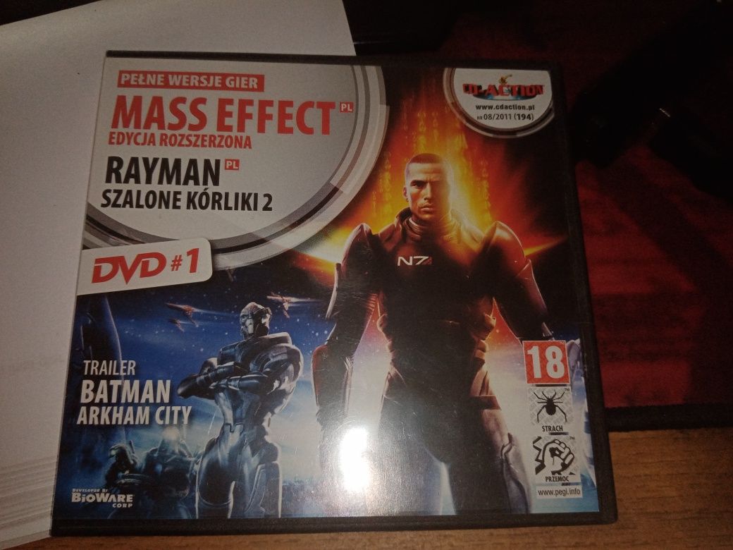 CD-ACTION 8/2011 #194 - Mass Effect Ed Rozsz. Rayman Szalone Kórliki 2